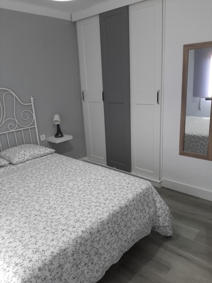 Versalles1 Apartman Avilés Kültér fotó